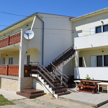 Apartments Aneva 1 Baška Kültér fotó